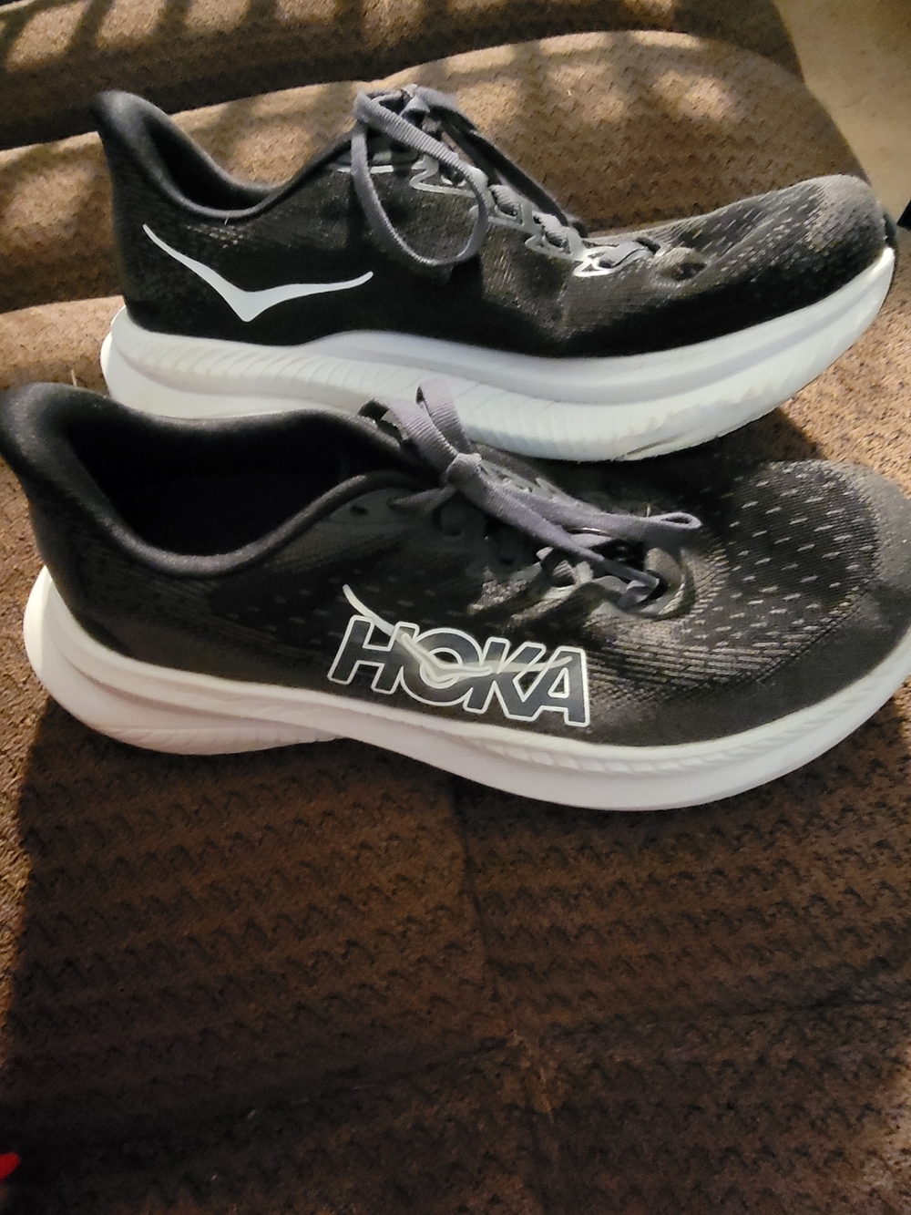 Hoka MACH 6 Women's Black and White Athletic Running Shoes